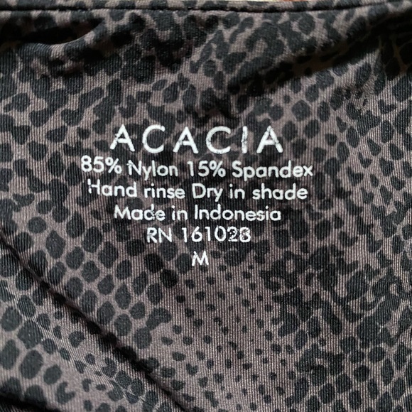 Acacia Python one piece suit - Picture 5 of 9